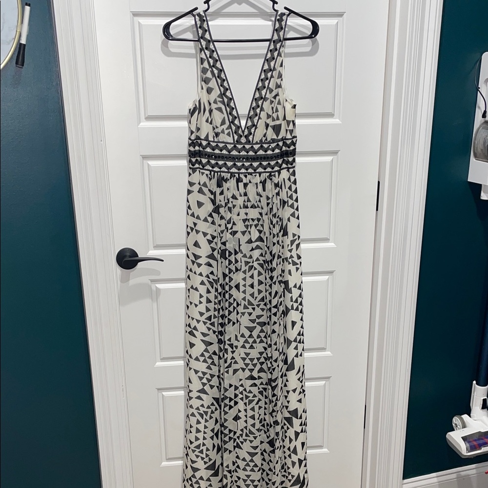 BCBGMaxAzria Black and White Geometric Maxi Dress
